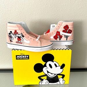Vans Mickey and Minnie Mouse High Top